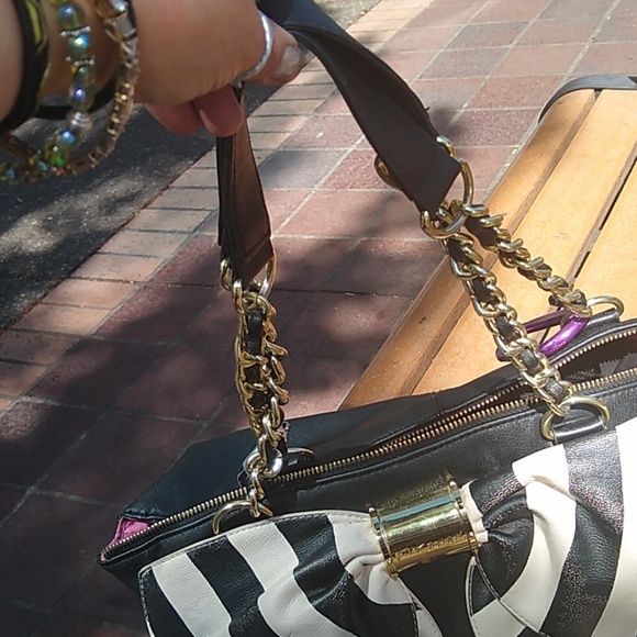 Betsey Johnson Bag - Picture 3 of 6